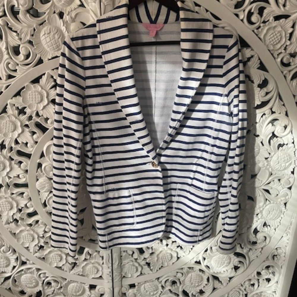 Lilly Pulitzer Navy white striped blazer